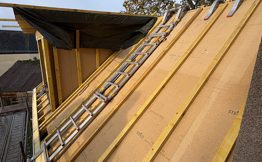 Travaux d'isolation avec laine de bois